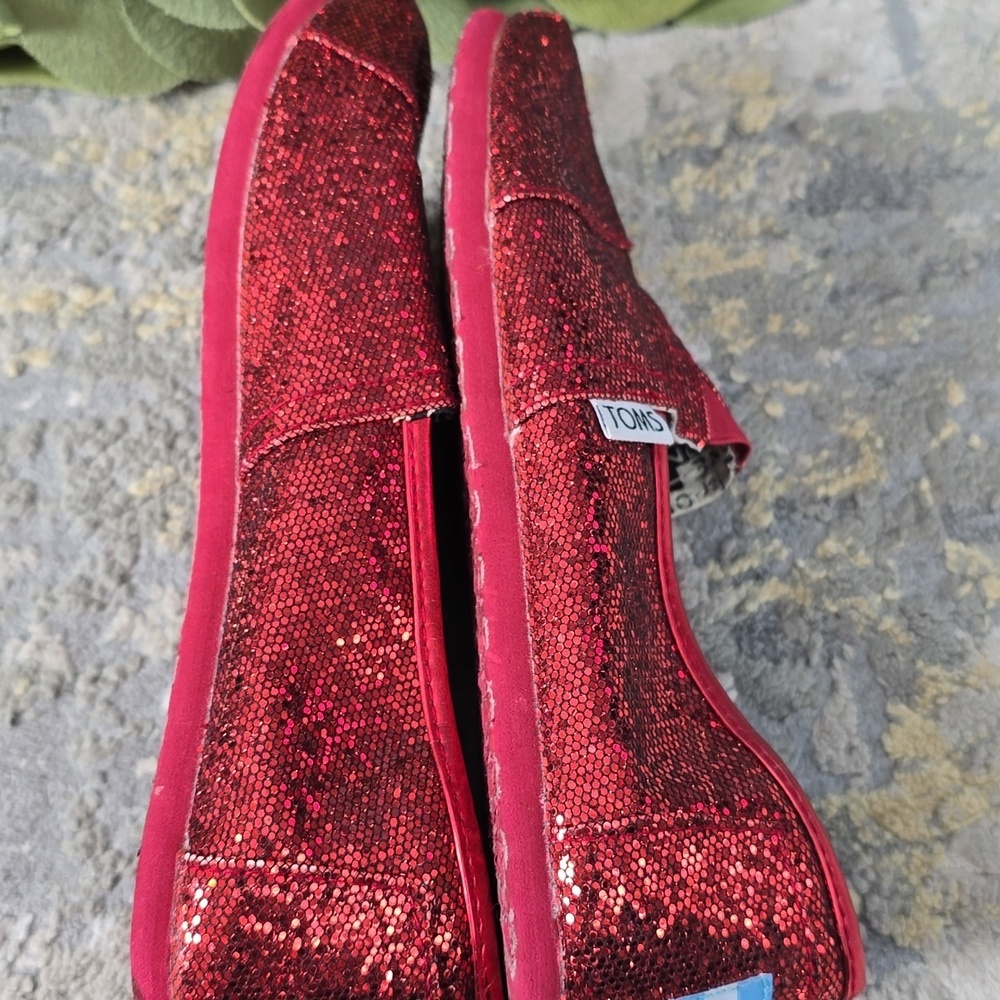 TOMS Red Glitter Slip-On Shoes 3.5Y - Picture 9 of 13